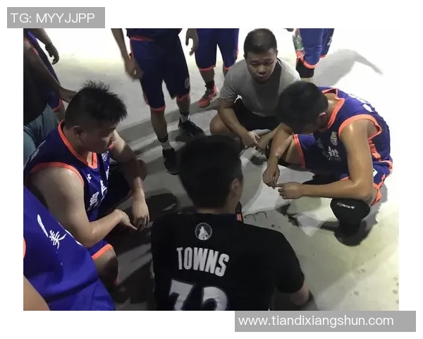 武汉篮球队耐力争议引发热议球迷对球队表现和训练方式展开激烈讨论